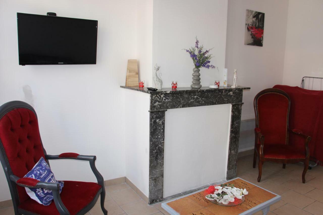 Apparts St Sepulcre Saint-Omer  Exterior foto