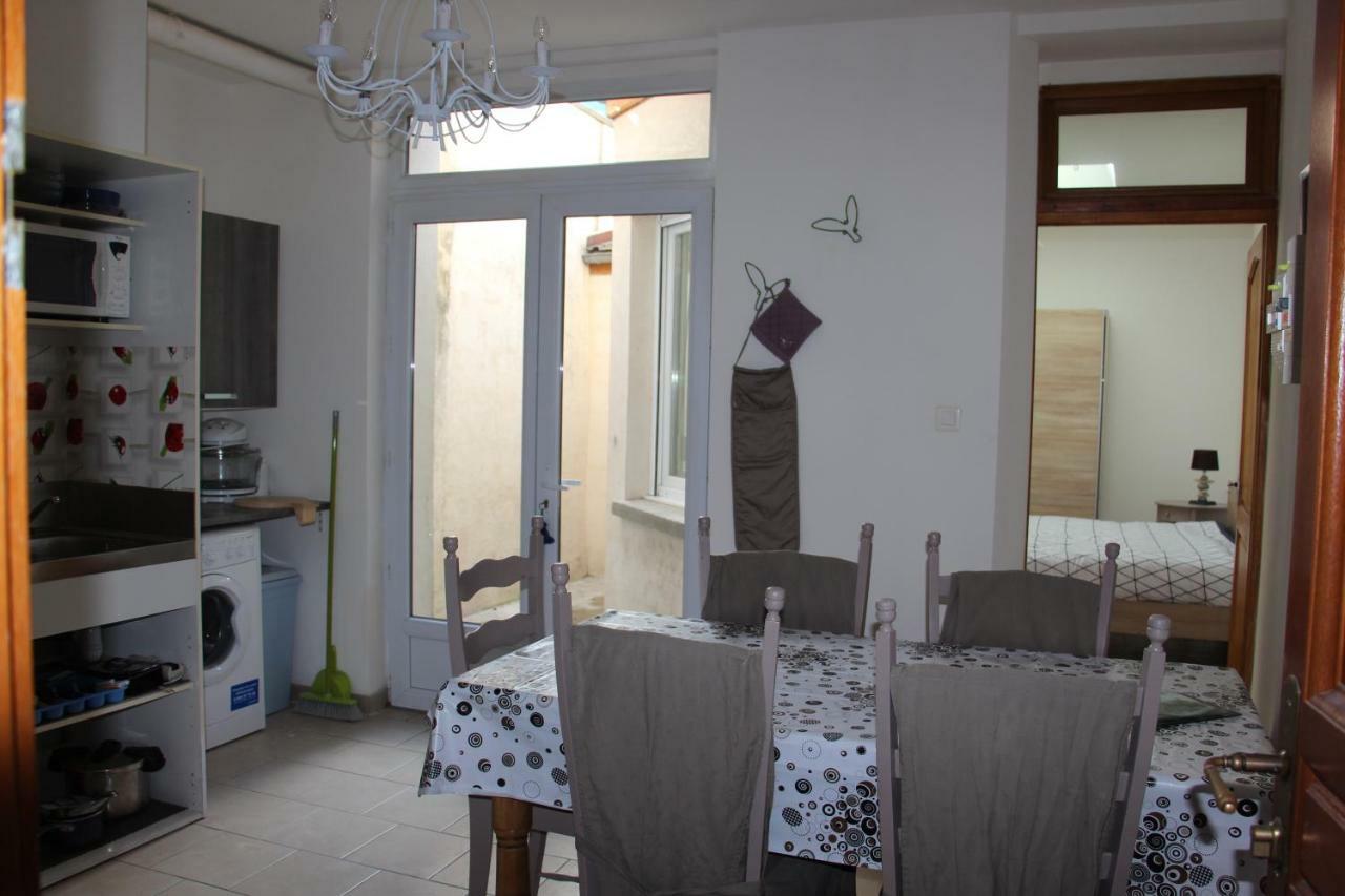Apparts St Sepulcre Saint-Omer  Exterior foto